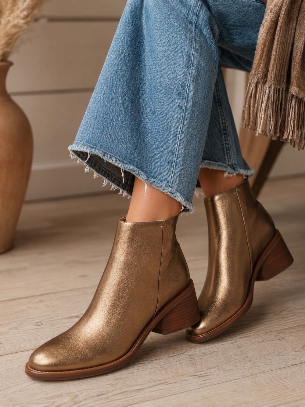 Lucky Brand Caddier Metallic Leather Side Zip Wedge Ankle Booties Bronze Sz 6.5